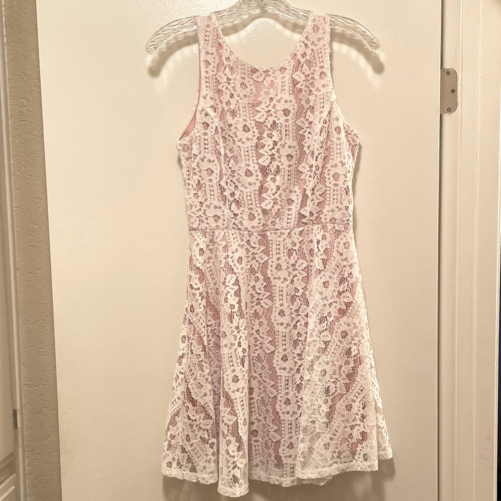 White Dress: Medium